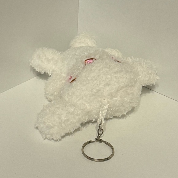 Fuzzy Cinnamoroll Plush Keychain - Picture 4 of 6